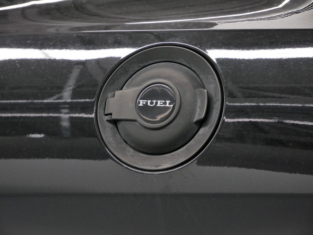 Thumbnail: 2018 Dodge Challenger - 22