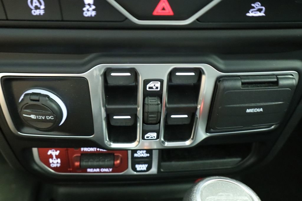 Thumbnail: 2023 Jeep Gladiator - 44