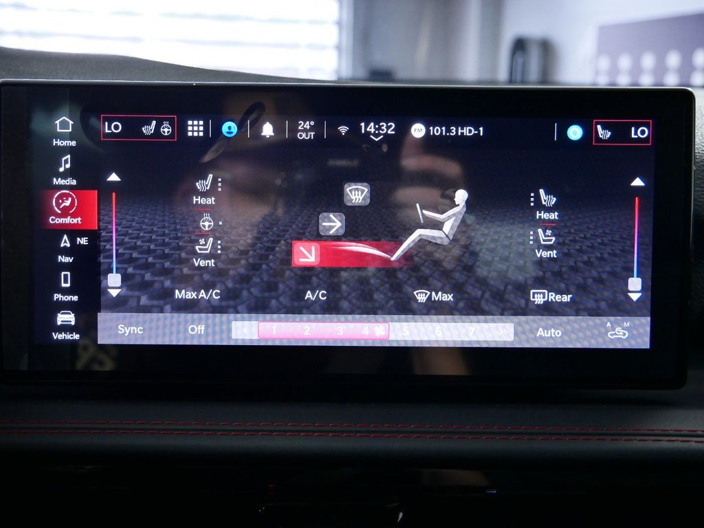 Thumbnail: 2024 Dodge Hornet - 43