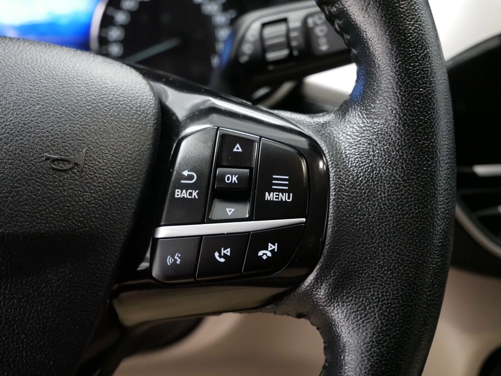 Thumbnail: 2021 Ford Escape - 25