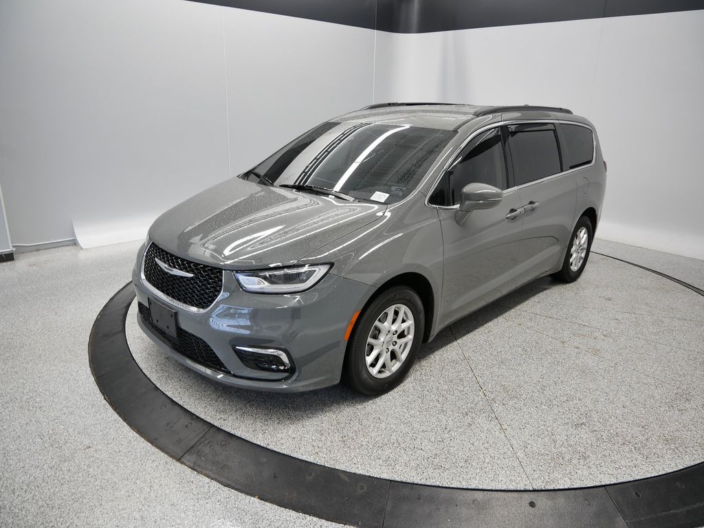 Thumbnail: 2022 Chrysler Pacifica - 14