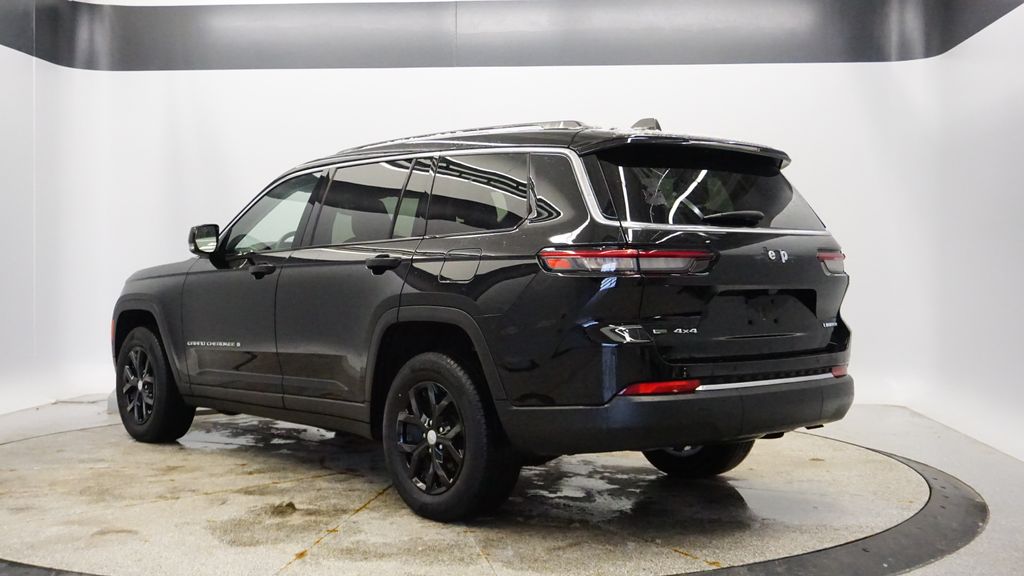Thumbnail: 2023 Jeep Grand Cherokee L - 3