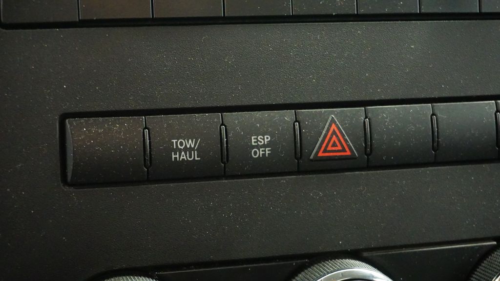 Thumbnail: 2009 Dodge Ram 1500 - 32