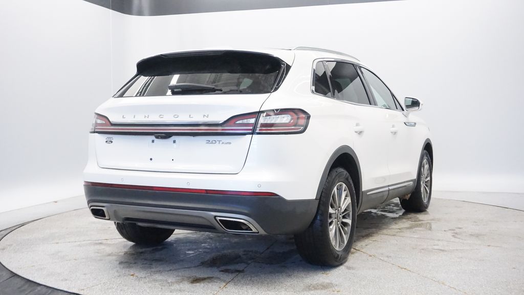 Thumbnail: 2019 Lincoln Nautilus - 6