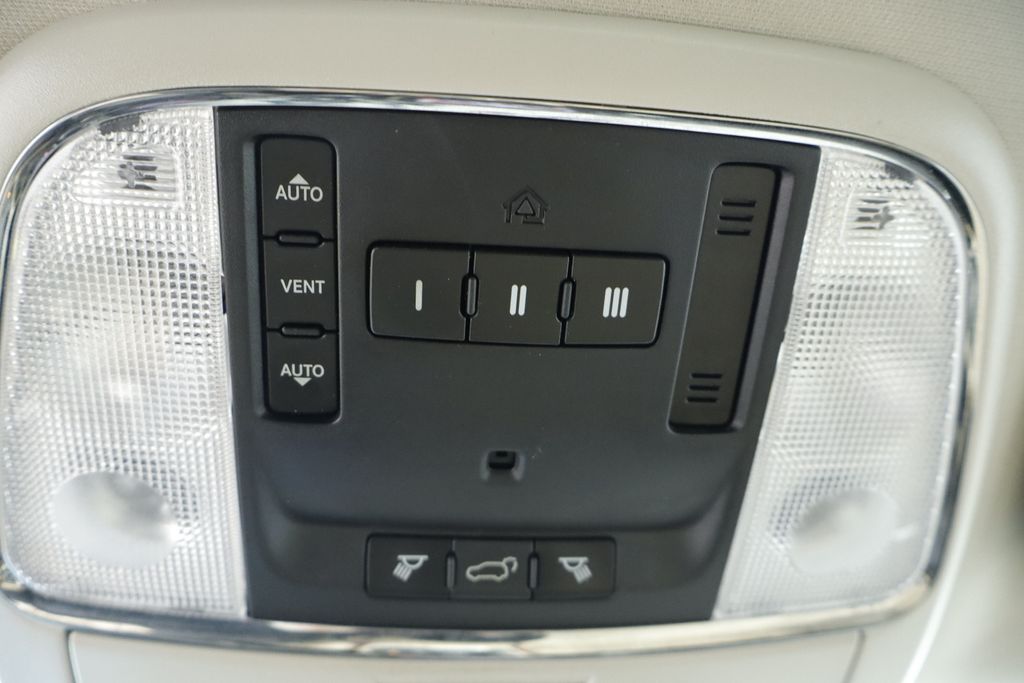 Thumbnail: 2014 Dodge Durango - 30