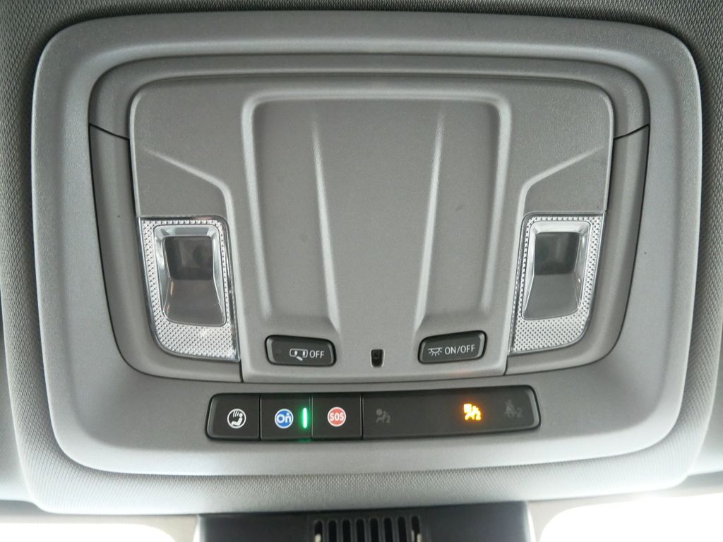 Thumbnail: 2022 Chevrolet Silverado 1500 - 50