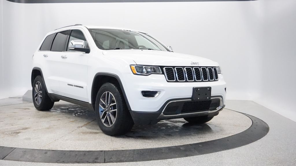 Thumbnail: 2021 Jeep Grand Cherokee - 14