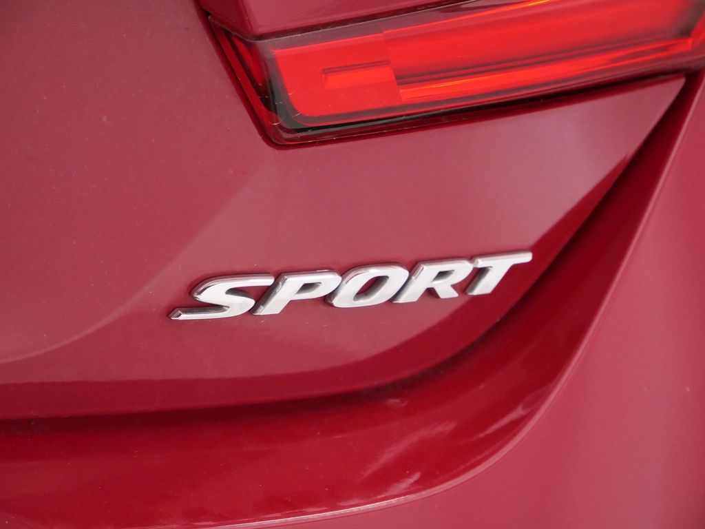 Thumbnail: 2019 Honda Accord - 18