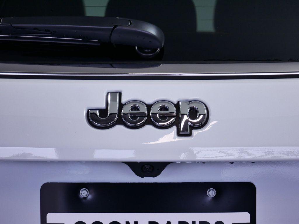 Thumbnail: 2025 Jeep Compass - 12