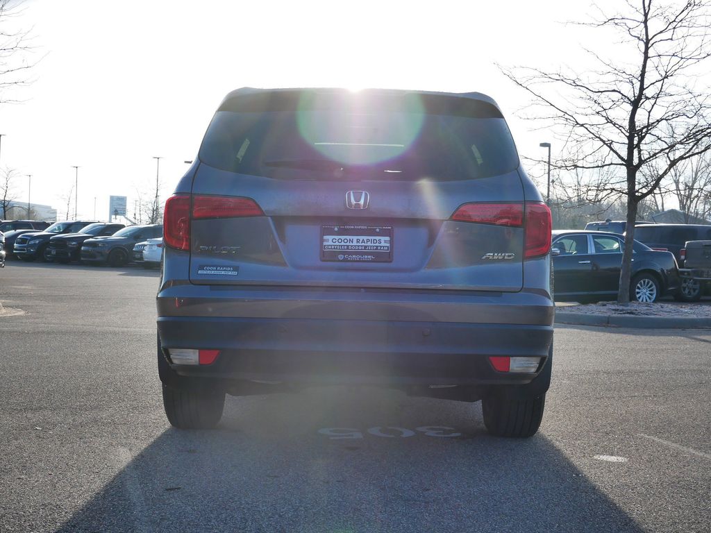 Thumbnail: 2018 Honda Pilot - 43