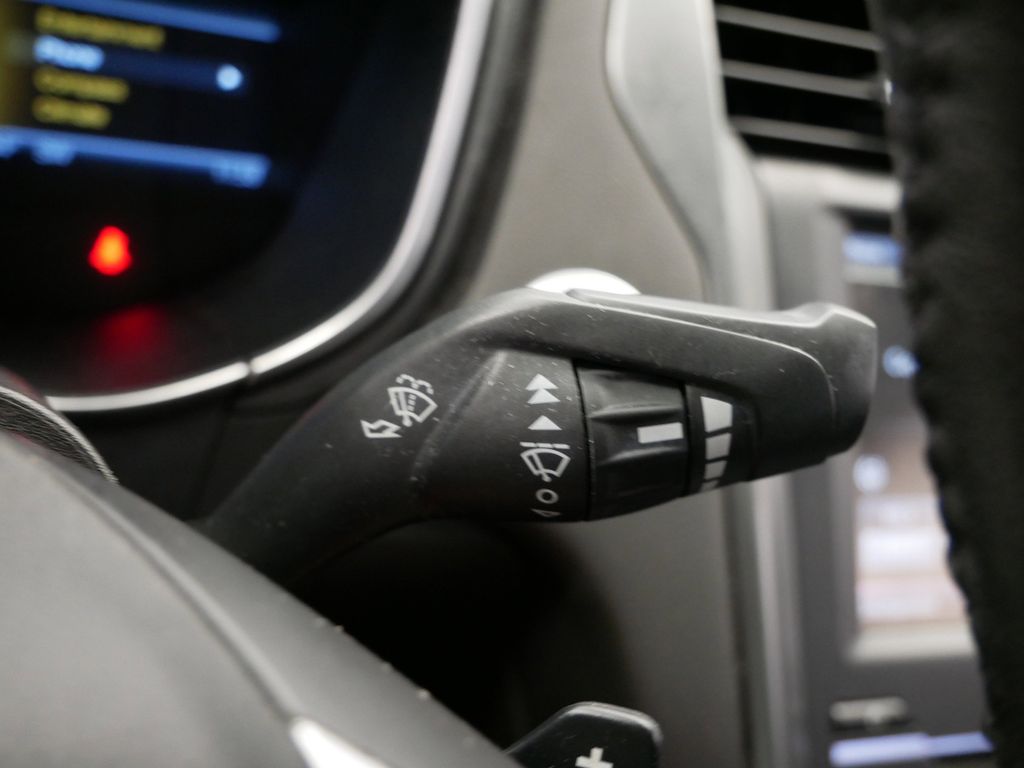 Thumbnail: 2014 Ford Fusion - 20