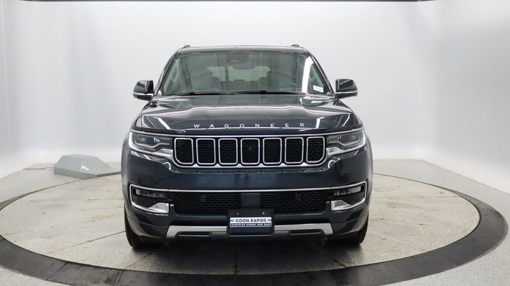 Thumbnail: 2022 Jeep Wagoneer - 11