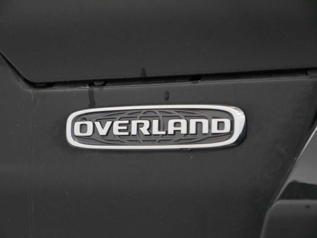 Thumbnail: 2022 Jeep Grand Cherokee - 19