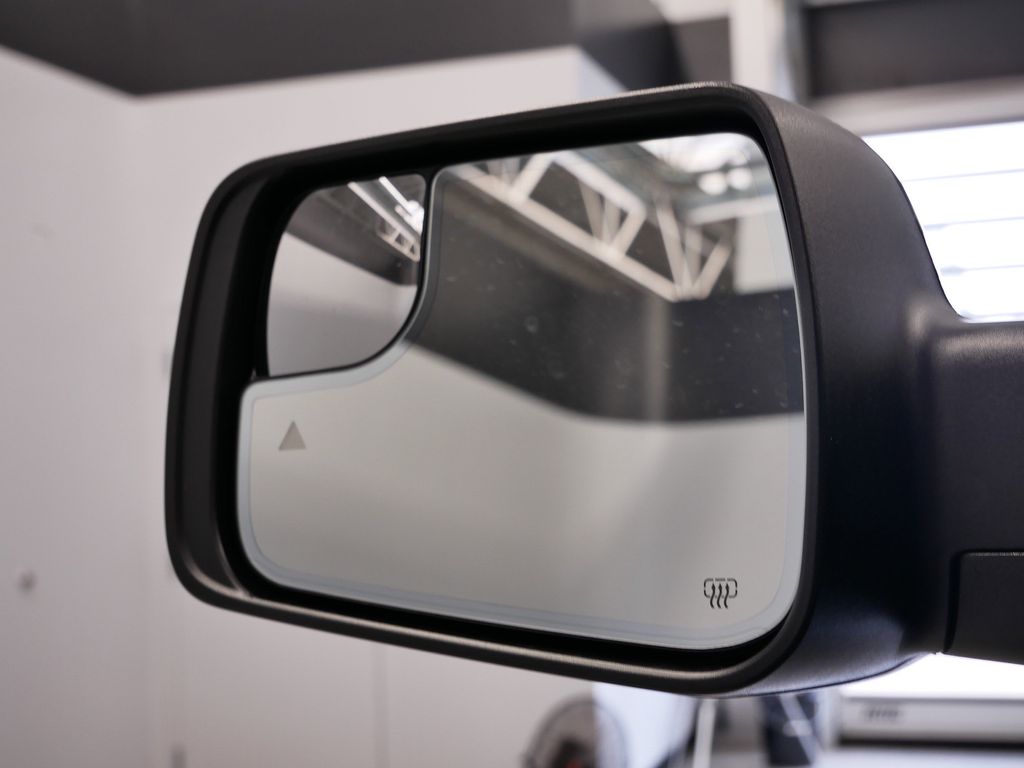 Thumbnail: 2026 RAM 1500 - 22