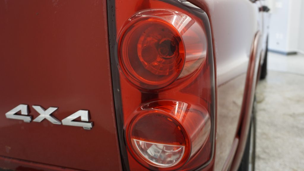 Thumbnail: 2008 Dodge Ram 1500 - 21