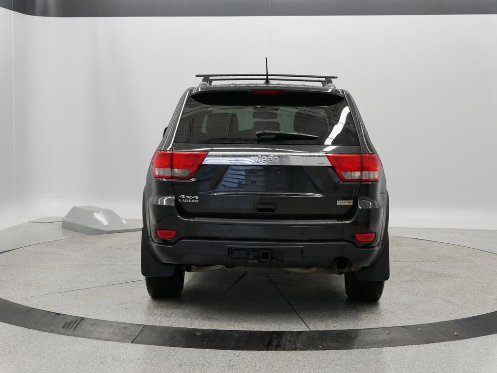 2012 Jeep Grand Cherokee Laredo 41