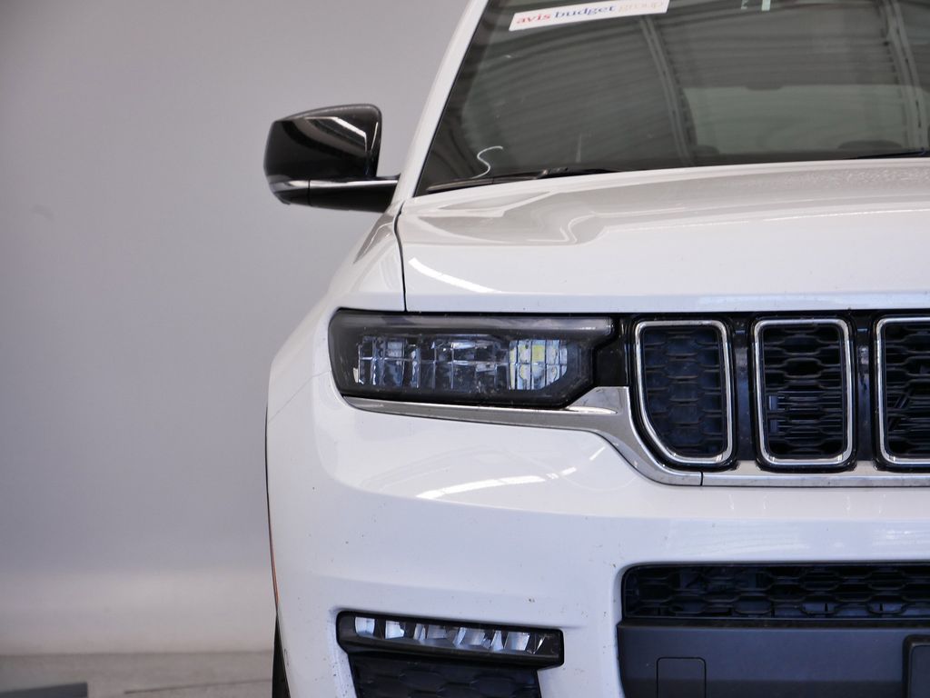 Thumbnail: 2024 Jeep Grand Cherokee L - 12