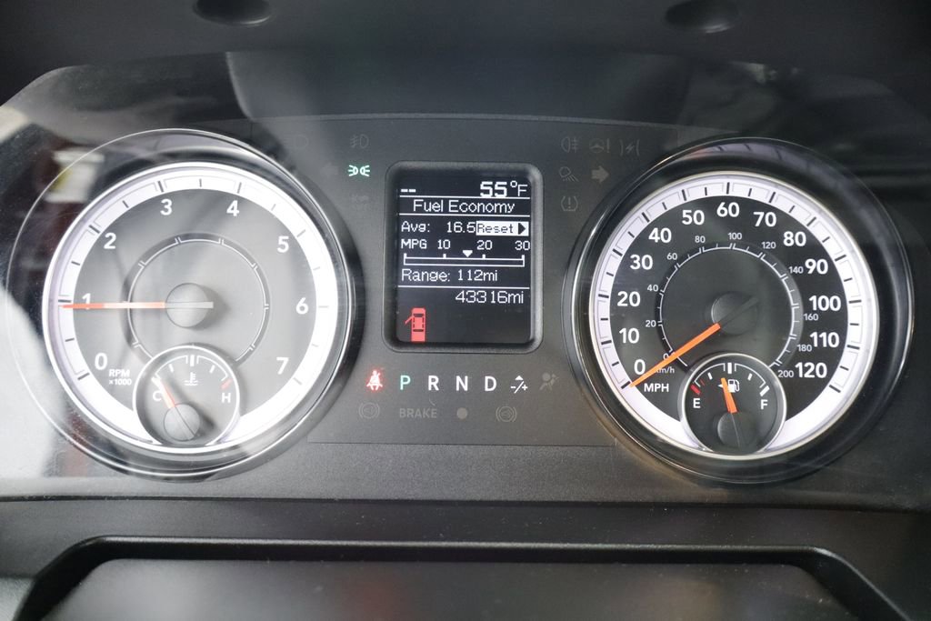 Thumbnail: 2023 RAM 1500 Classic - 32