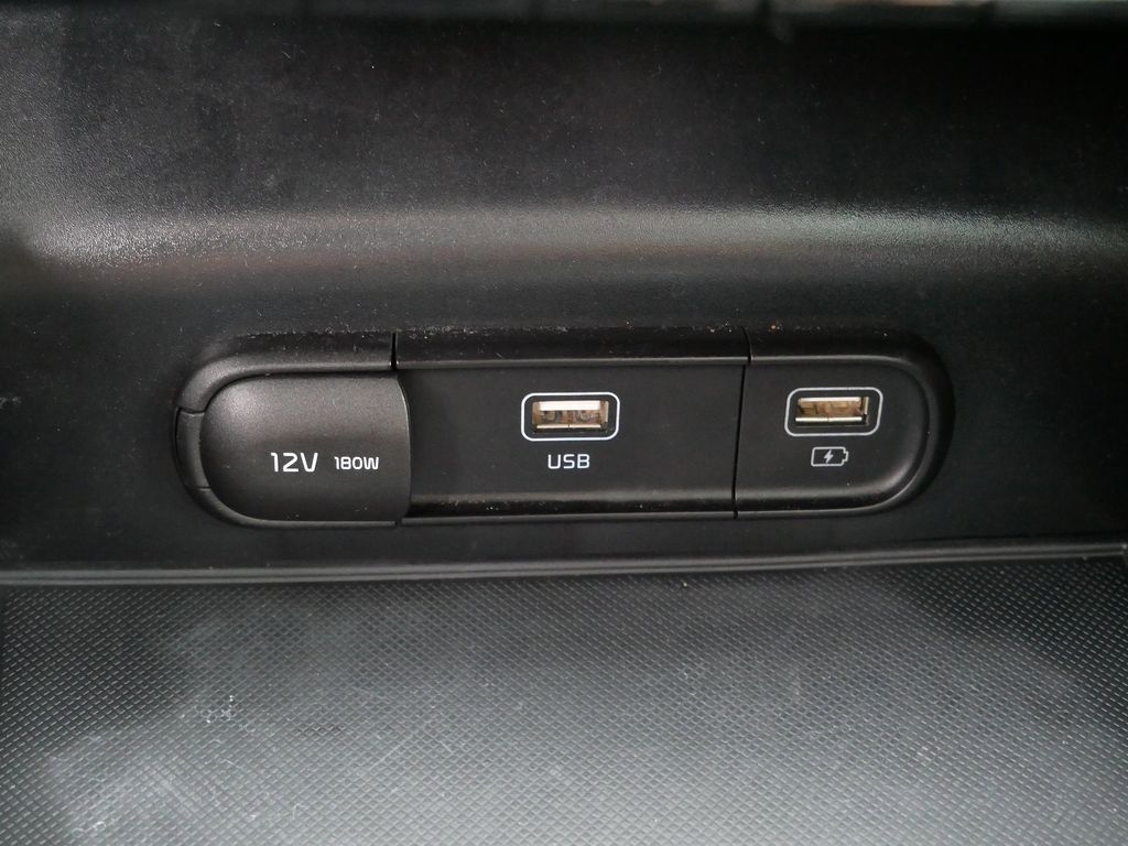 Thumbnail: 2023 Kia K5 - 41