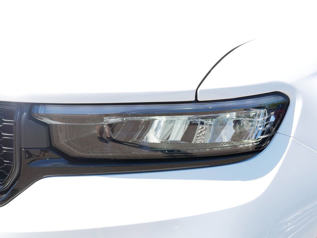 Thumbnail: 2025 Jeep Grand Cherokee - 19