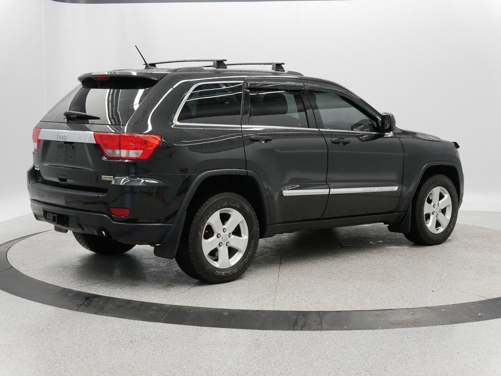 2012 Jeep Grand Cherokee Laredo 42