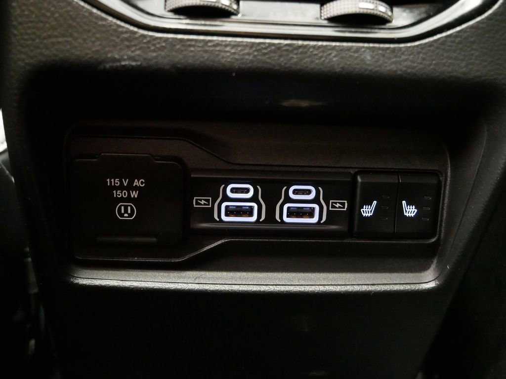 Thumbnail: 2024 Jeep Grand Cherokee - 19