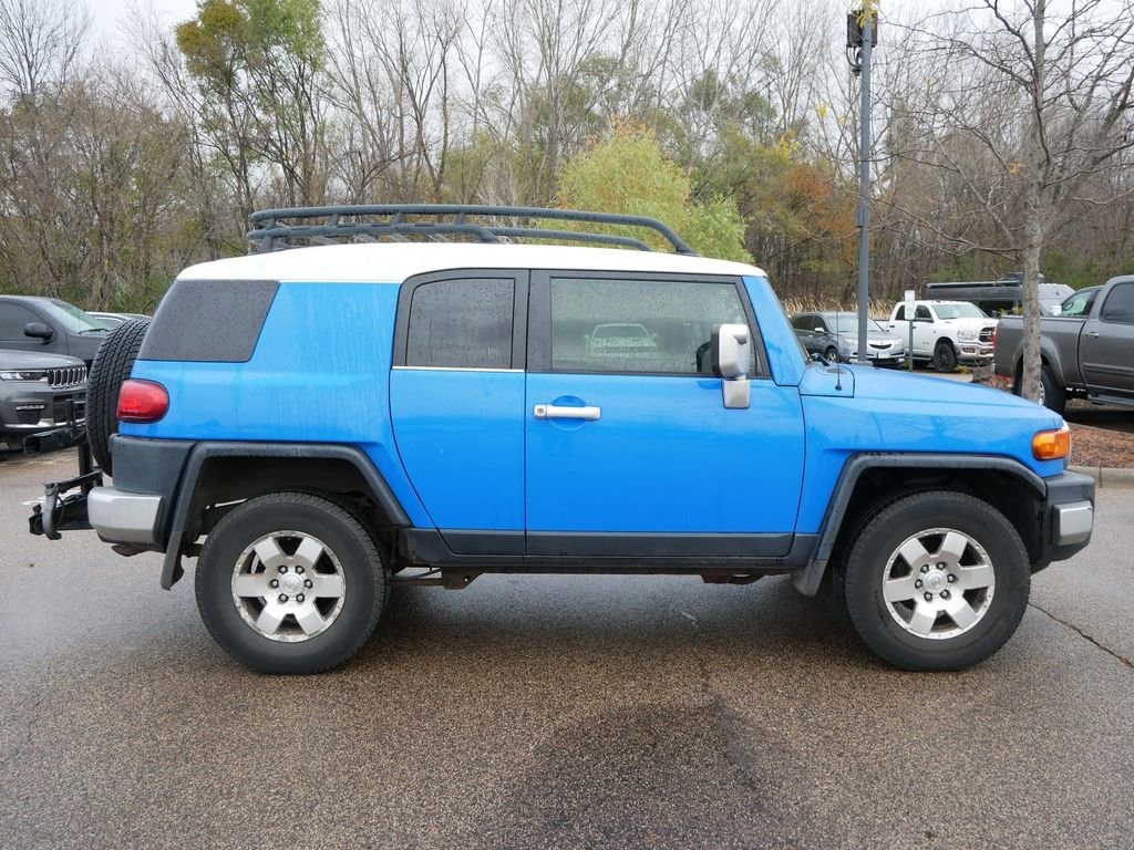 Thumbnail: 2007 Toyota FJ Cruiser - 7