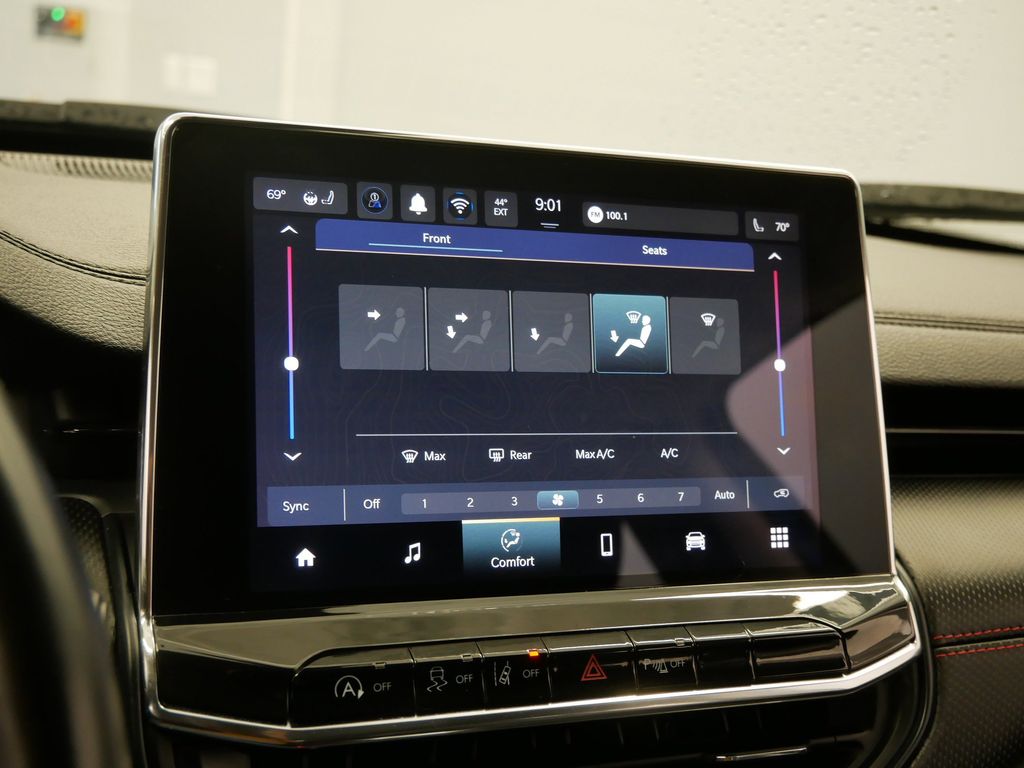 Thumbnail: 2022 Jeep Compass - 31