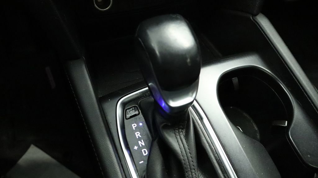 Thumbnail: 2020 Hyundai Santa Fe - 33