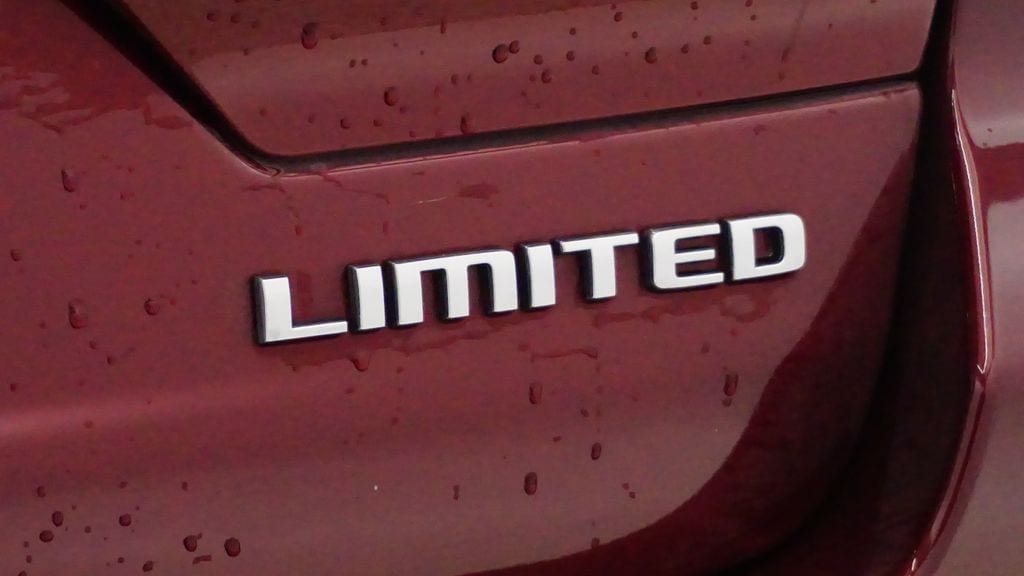 Thumbnail: 2023 Jeep Grand Cherokee - 17