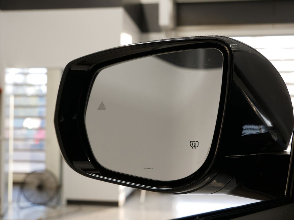 Thumbnail: 2025 Jeep Grand Cherokee - 28