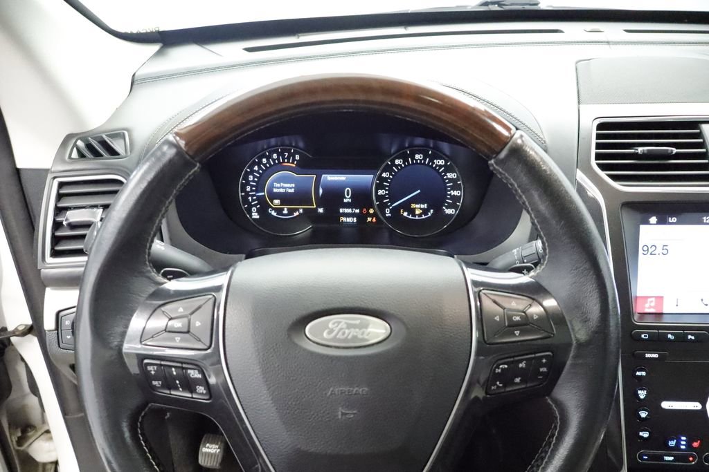 Thumbnail: 2019 Ford Explorer - 29