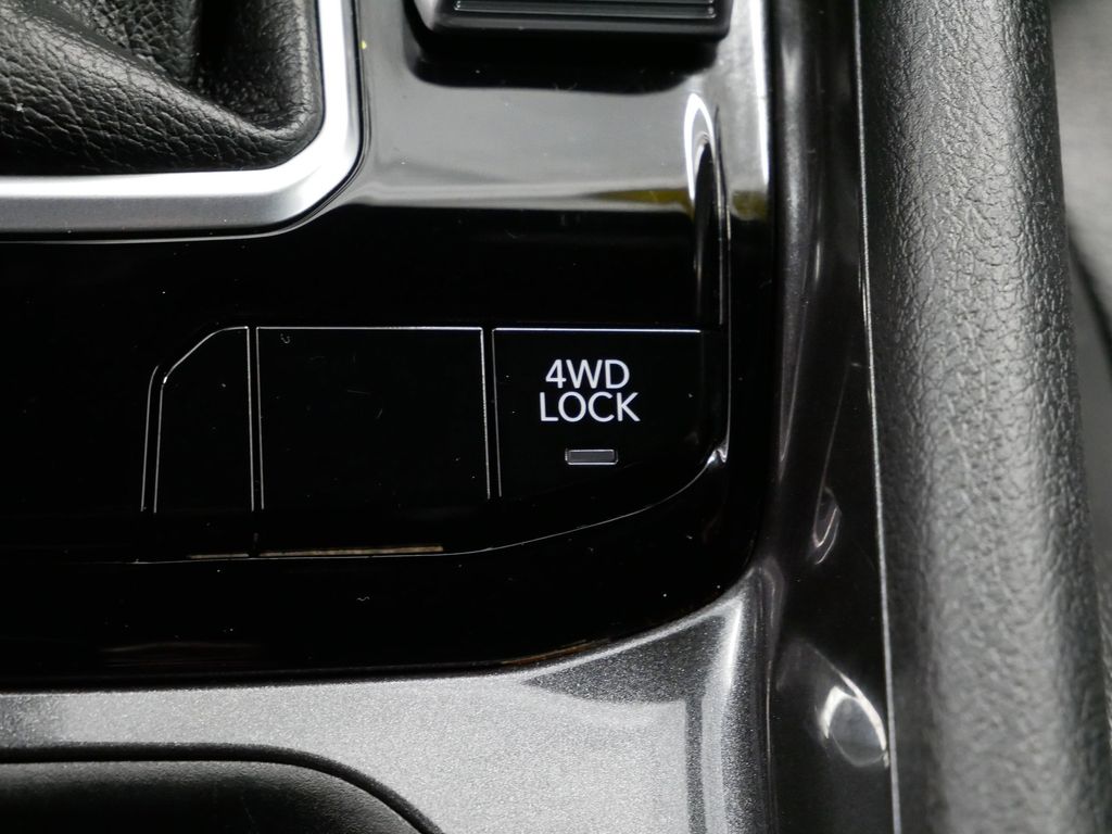 Thumbnail: 2025 Jeep Compass - 41