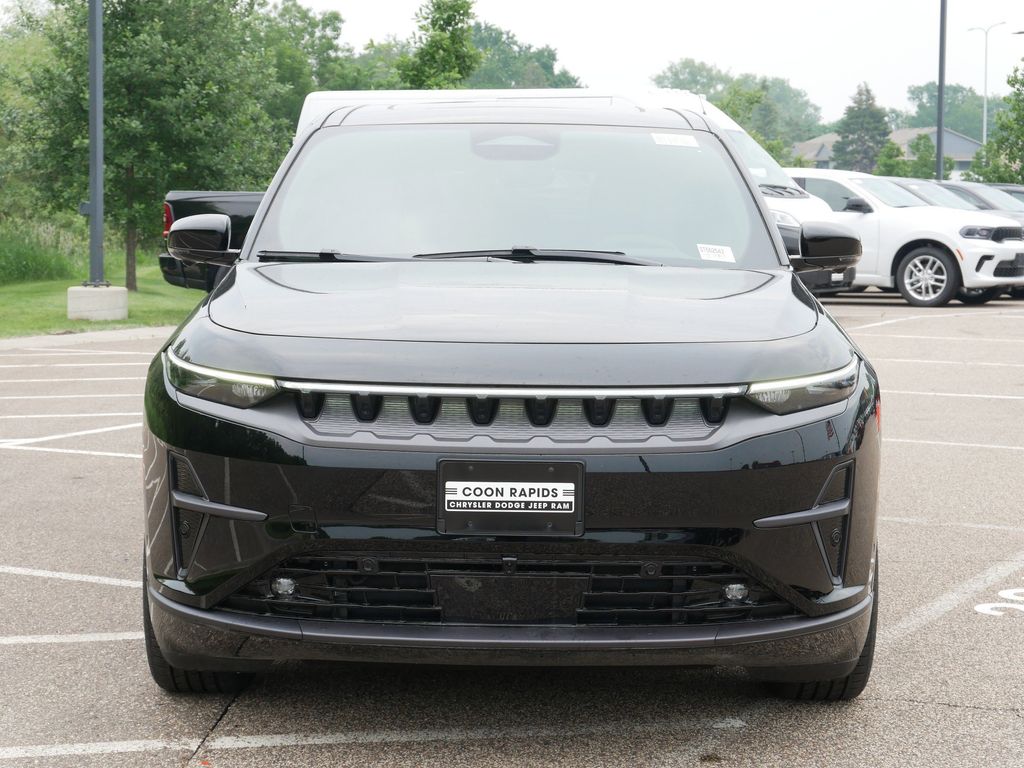 Thumbnail: 2025 Jeep Wagoneer S - 4