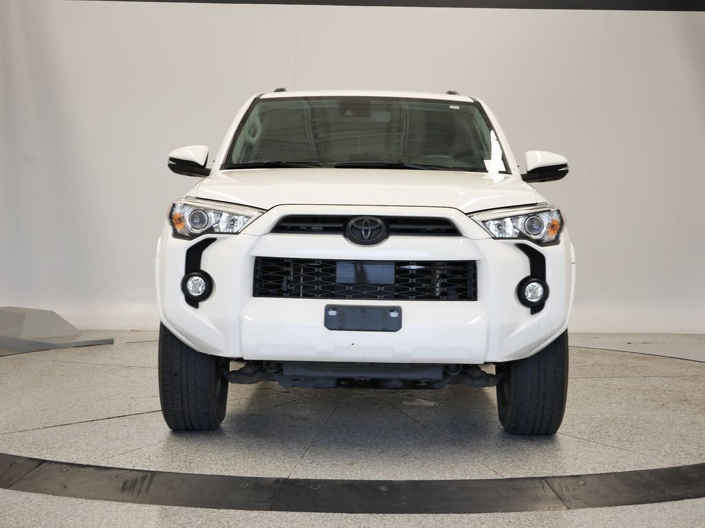 Thumbnail: 2020 Toyota 4Runner - 10