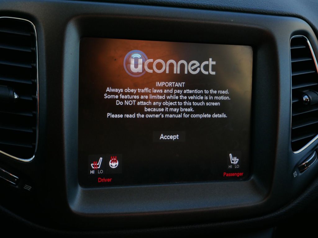 Thumbnail: 2020 Jeep Compass - 29