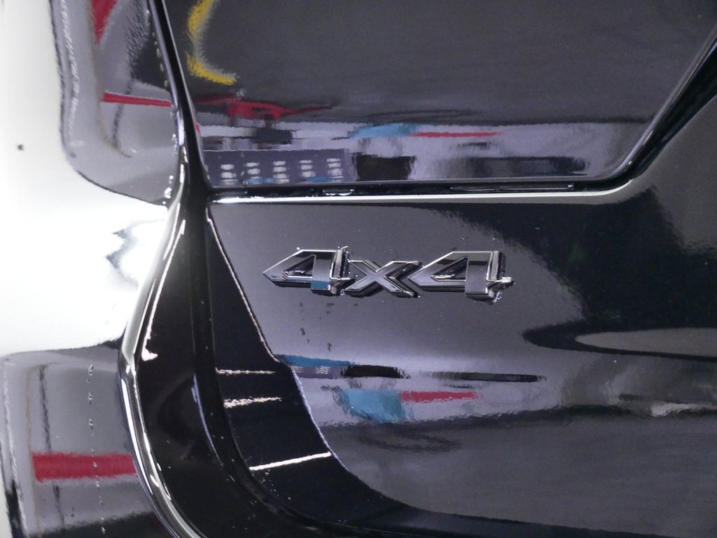 Thumbnail: 2024 Jeep Grand Cherokee - 15