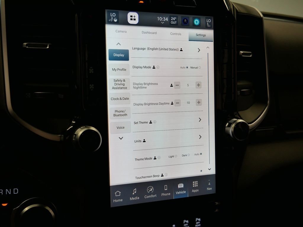 Thumbnail: 2026 RAM 1500 - 38