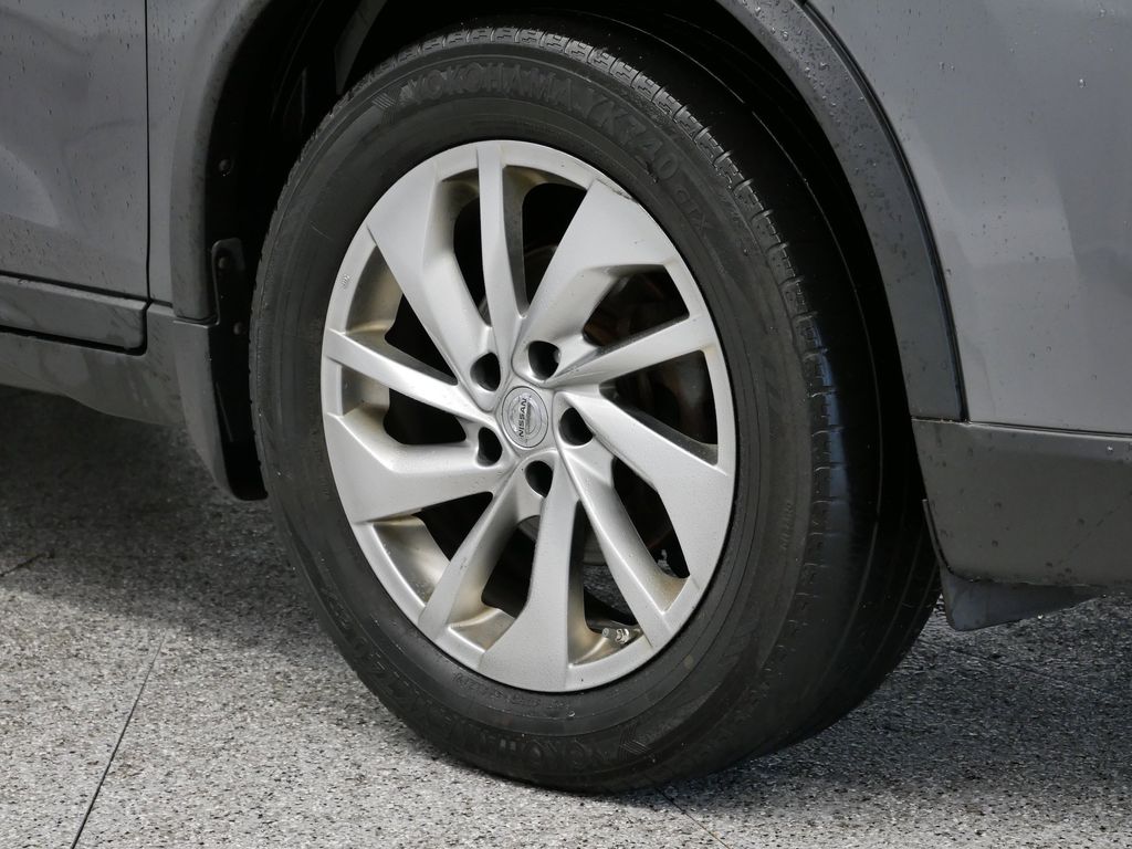Thumbnail: 2014 Nissan Rogue - 51
