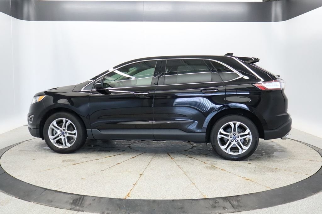 Thumbnail: 2017 Ford Edge - 2