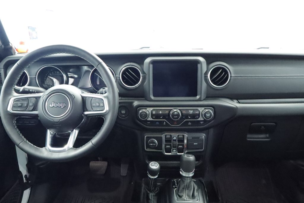 Thumbnail: 2023 Jeep Wrangler - 23