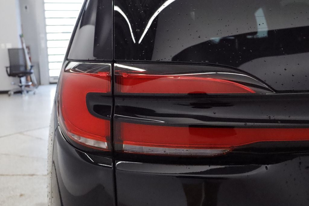 Thumbnail: 2026 Chrysler Pacifica - 8