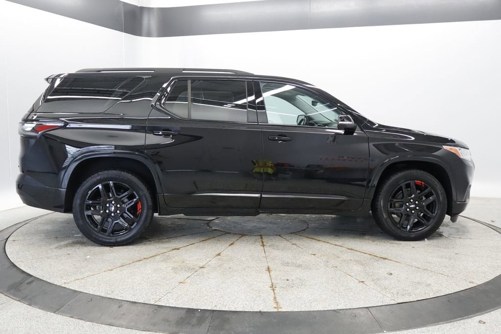 Thumbnail: 2021 Chevrolet Traverse - 8
