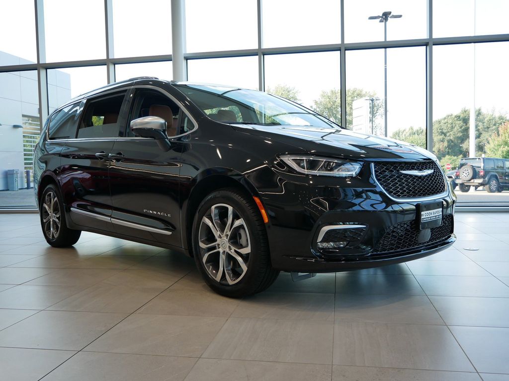 Thumbnail: 2026 Chrysler Pacifica - 9