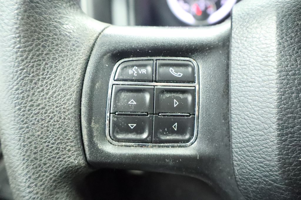 Thumbnail: 2019 RAM 1500 Classic - 35