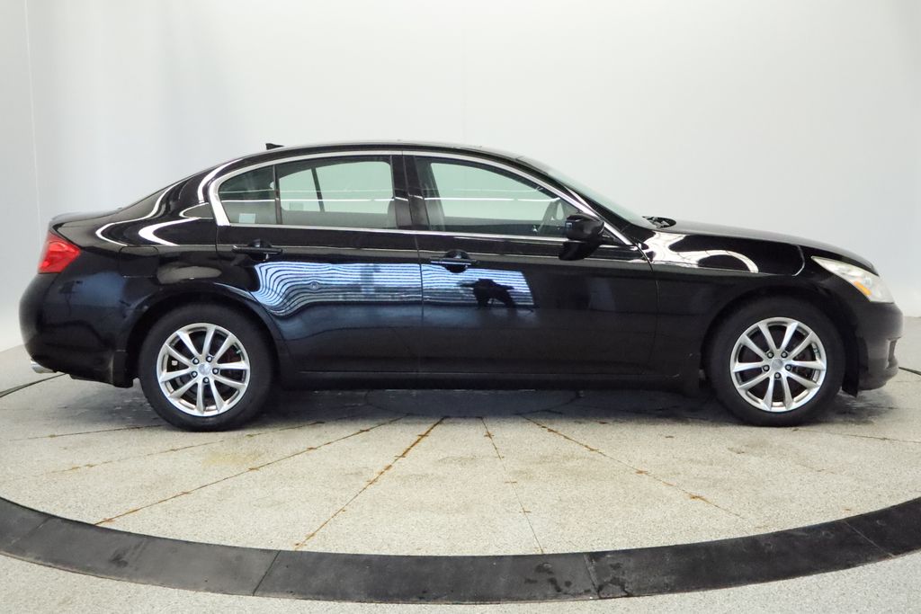 Thumbnail: 2009 INFINITI G37 - 6