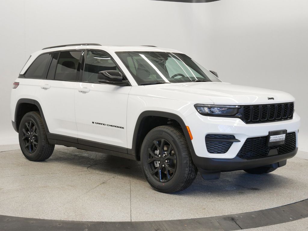 Thumbnail: 2025 Jeep Grand Cherokee - 2