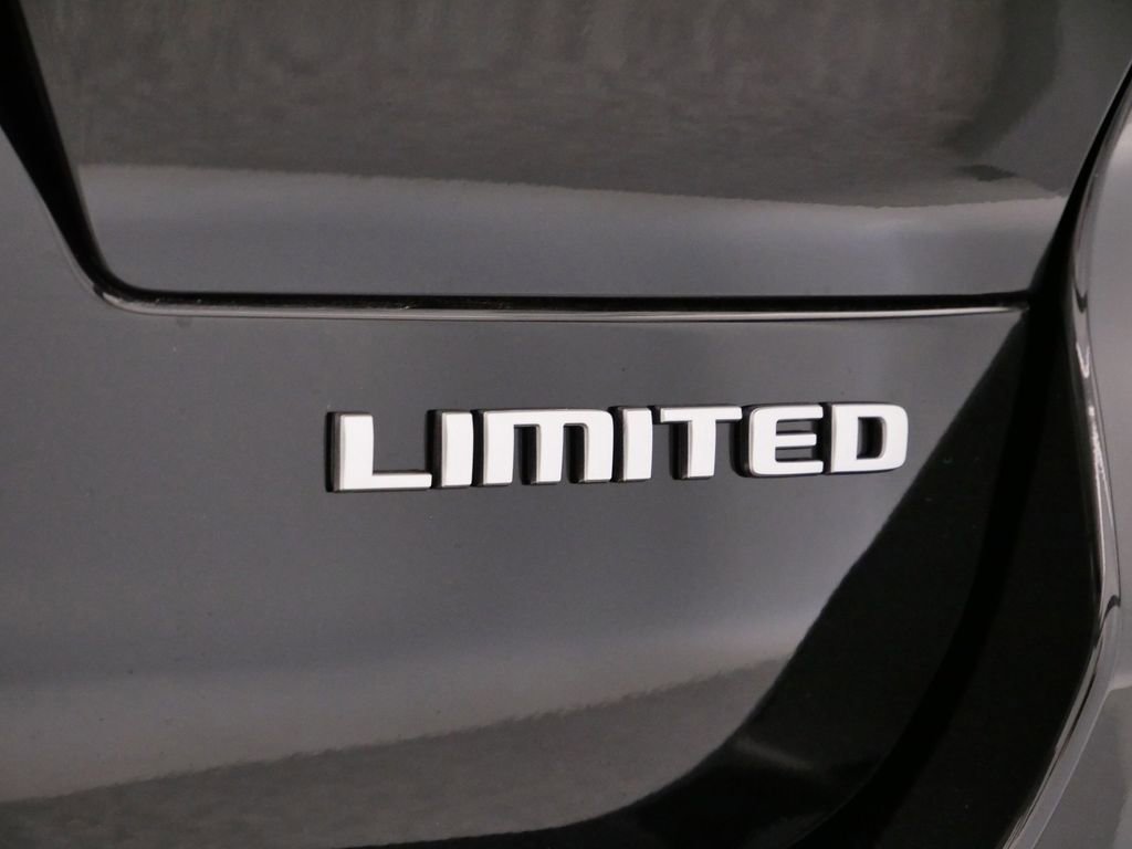 Thumbnail: 2025 Jeep Grand Cherokee L - 18