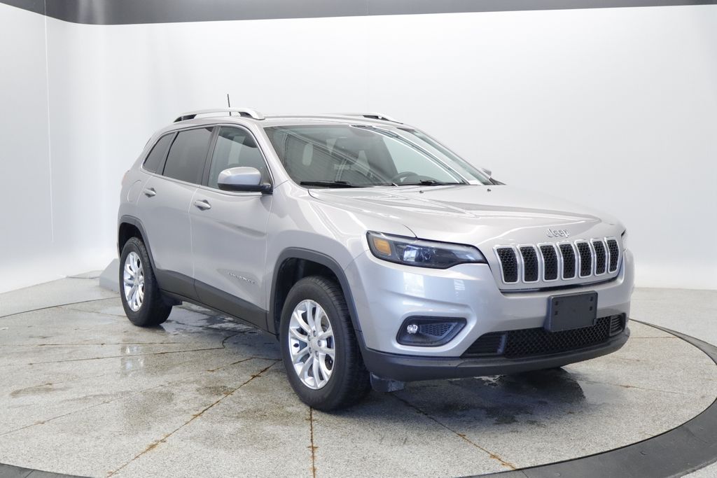 Thumbnail: 2019 Jeep Cherokee - 7