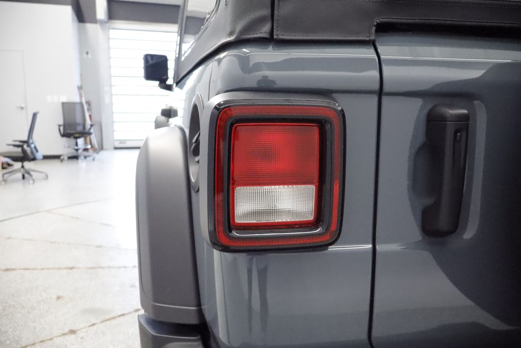 Thumbnail: 2026 Jeep Wrangler - 8